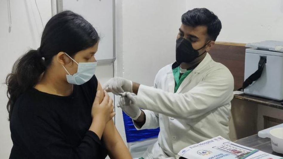 बच्चों में नहीं दिख रहा वैक्सीन का साइड इफेक्ट  बच्चों में नहीं दिख रहा वैक्सीन का साइड इफेक्ट