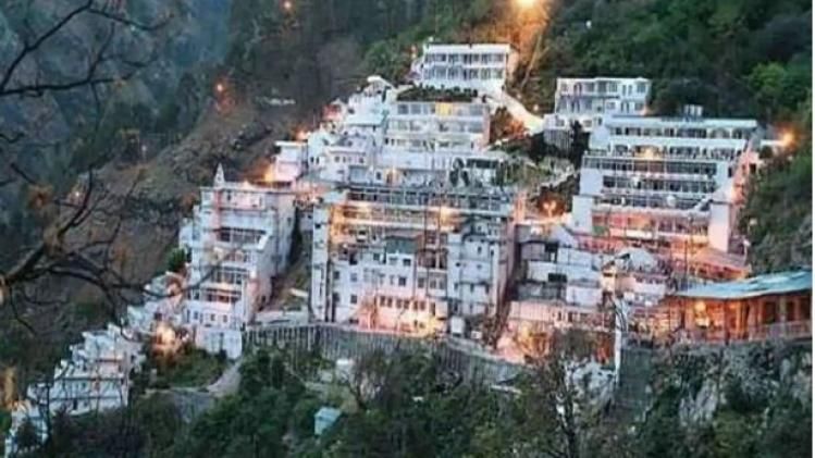 वैष्णो देवी श्राइन बोर्ड ने स्थगित की यात्रा