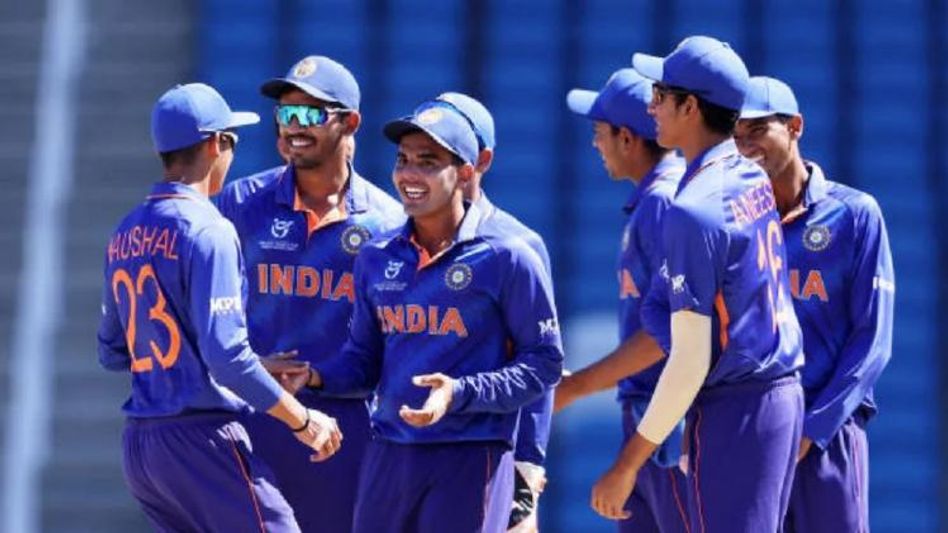 टीम इंडिया ऑस्ट्रेलिया को कड़ी टक्कर देने के लिए तैयार है टीम इंडिया ऑस्ट्रेलिया को कड़ी टक्कर देने के लिए तैयार है