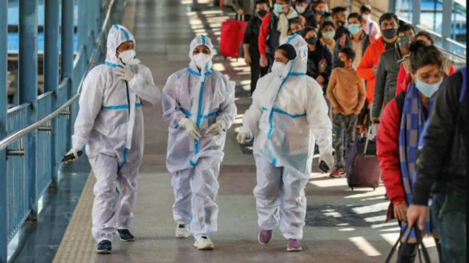 देश में लगातार कम हो रहे कोरोना के मामले देश में लगातार कम हो रहे कोरोना के मामले