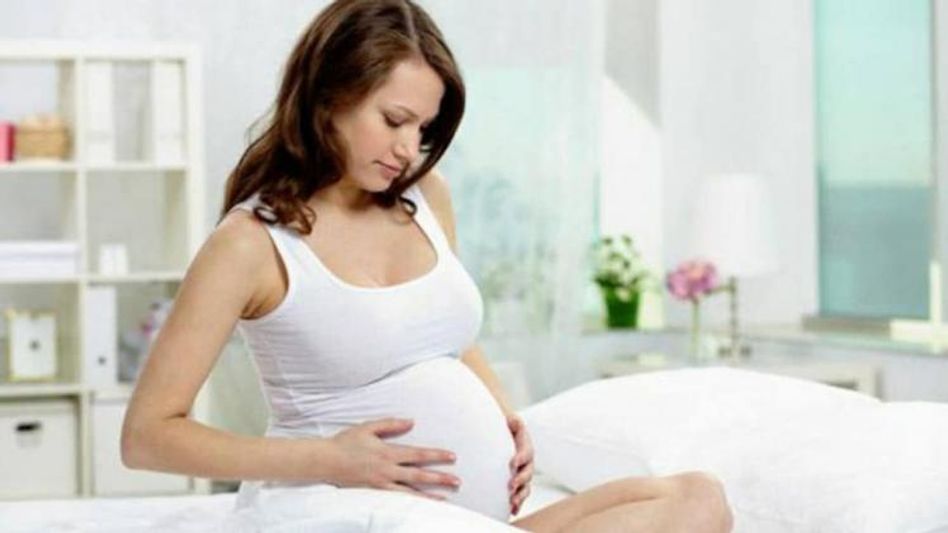 प्रेगनेंसी के दौरान होने वाले स्ट्रेच मार्क्स को ऐसे हटाएं प्रेगनेंसी के दौरान होने वाले स्ट्रेच मार्क्स को ऐसे हटाएं