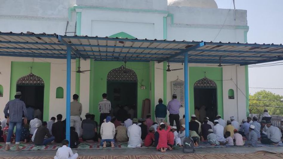 400 साल पुरानी मस्जिद 400 साल पुरानी मस्जिद