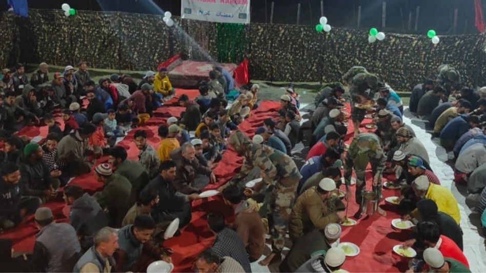 Indian Army Organized Iftar Milan Indian Army Organized Iftar Milan