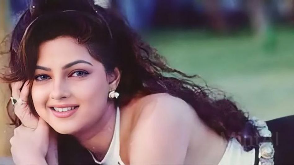 Mamta Kulkarni Birthday: जानिए ममता कुलकर्णी कैसे बनीं ग्लैमरस हीरोइन से साध्वी.... 3 mamta