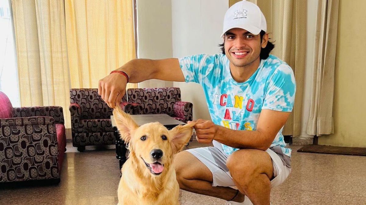 Neeraj Chopra with his pet dog Tokyo (Photo: Instagram)