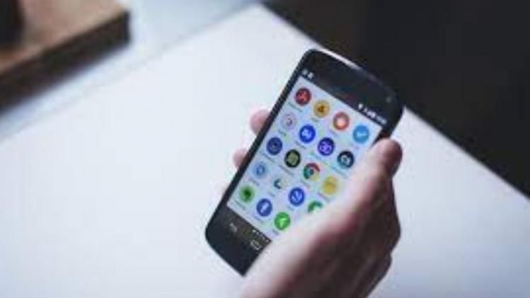 एंड्रॉयड स्मार्टफोन पर बिना टाइप किए WhatsApp मैसेज भेज सकते हैं