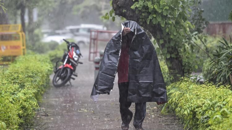 Rain in Delhi