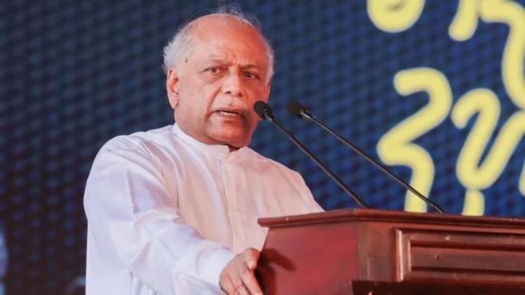Dinesh Gunawardena took oath as PM of Sri Lanka (Photo: Twitter)