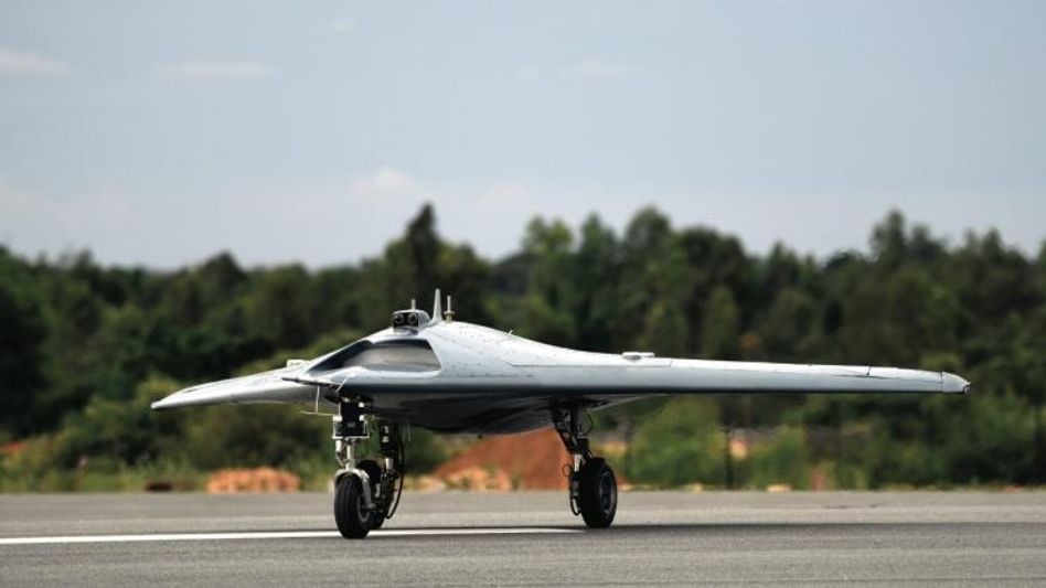 Autonomous Flying wing Autonomous Flying wing