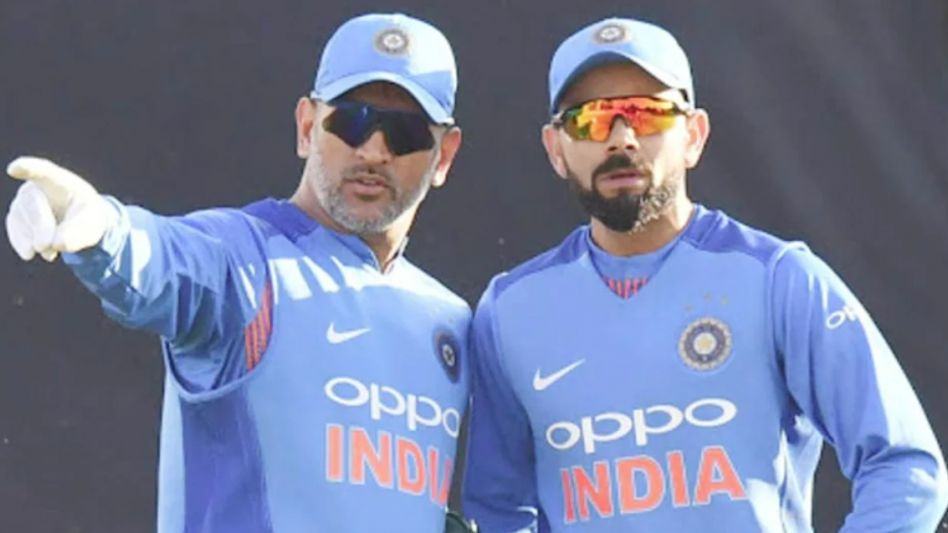 Virat Kohli and Dhoni Virat Kohli and Dhoni