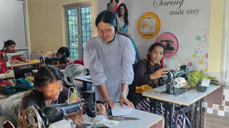 कविता बिष्ट कविता बिष्ट