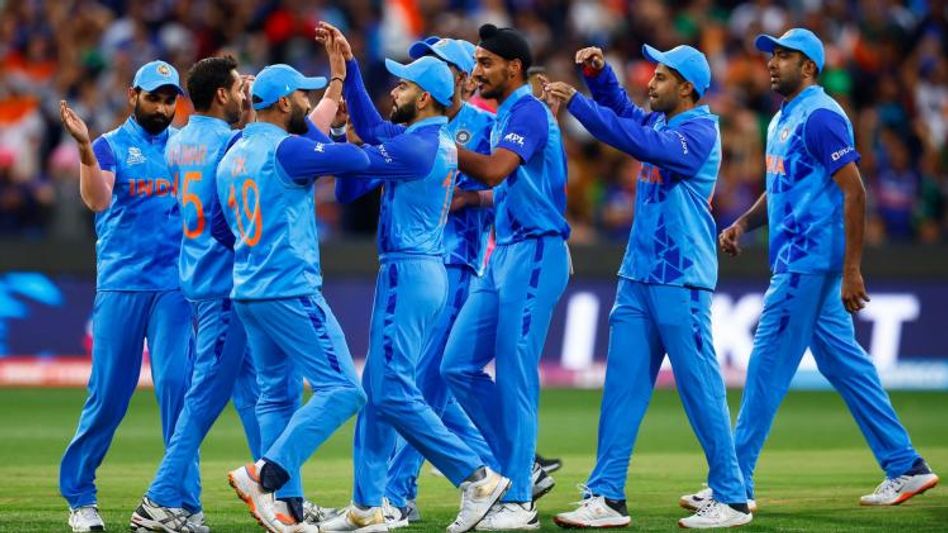 प्रैक्टिस सेशन के दौरान भारतीय टीम को नहीं मिला अच्छा खाना प्रैक्टिस सेशन के दौरान भारतीय टीम को नहीं मिला अच्छा खाना