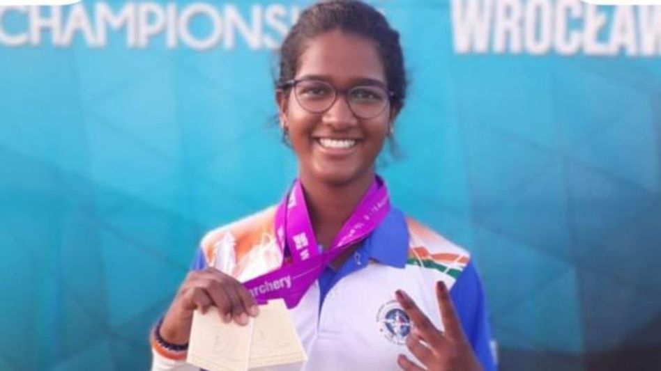 Who is Komalika Bari Who is Komalika Bari