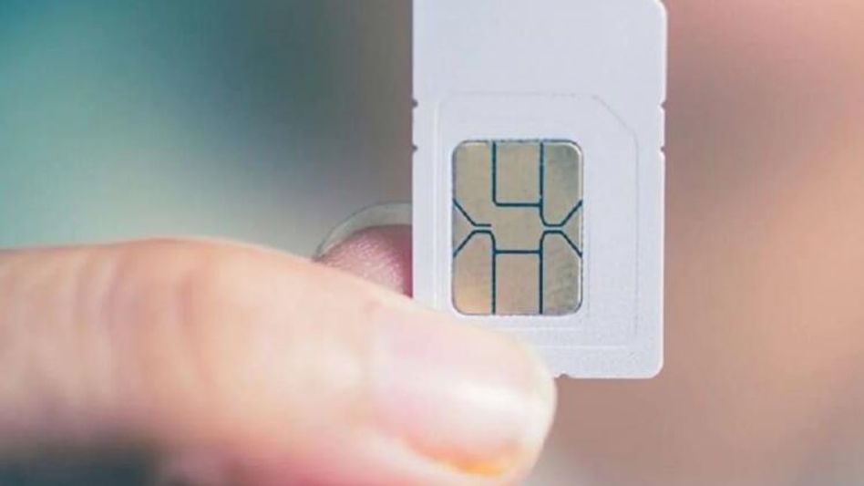 अब 24 घंटे SIM कार्ड रहेंगे बंद अब 24 घंटे SIM कार्ड रहेंगे बंद