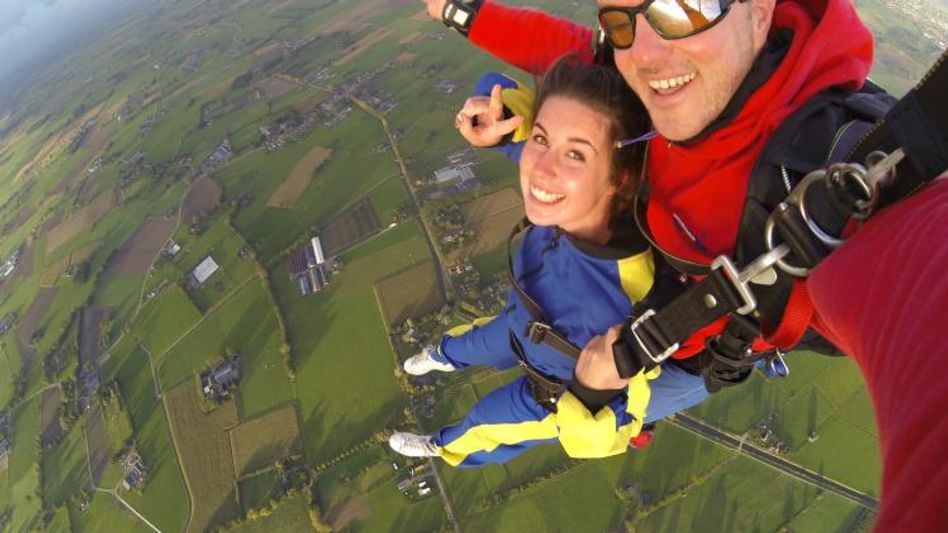 Sky diving (Representative Image) Sky diving (Representative Image)