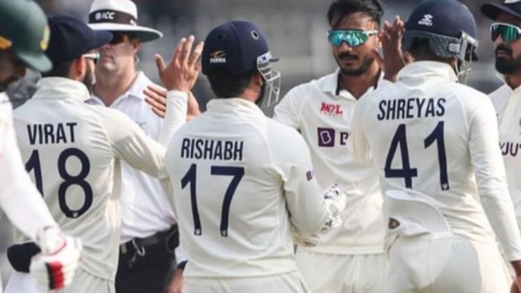 वर्ल्ड टेस्ट चैंपियनशिप के फाइनल में टीम इंडिया के खेलने का क्या समीकरण हैं (Photo/Twitter) वर्ल्ड टेस्ट चैंपियनशिप के फाइनल में टीम इंडिया के खेलने का क्या समीकरण हैं (Photo/Twitter)