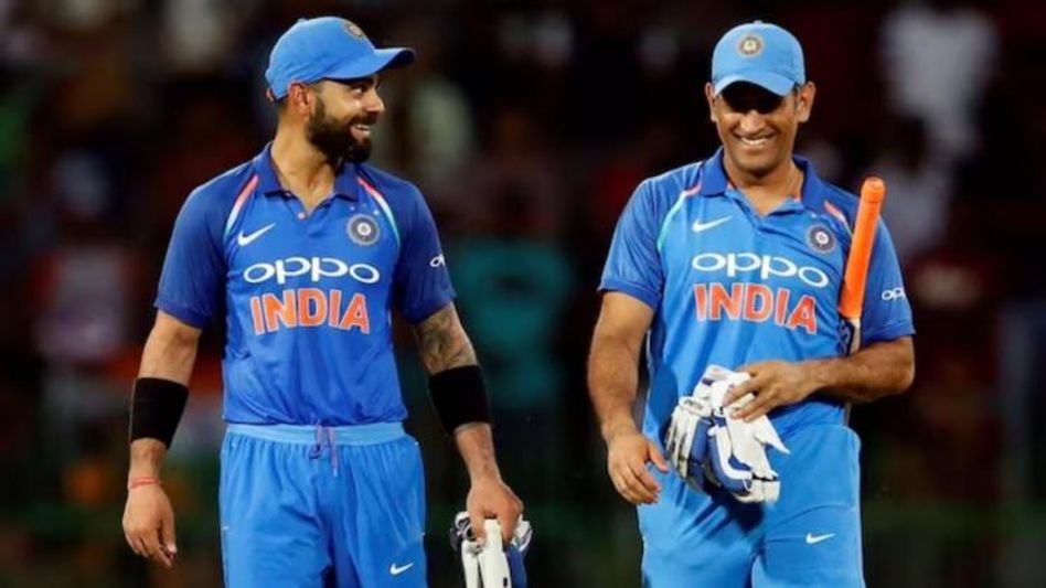 Virat Kohli with MS Dhoni Virat Kohli with MS Dhoni