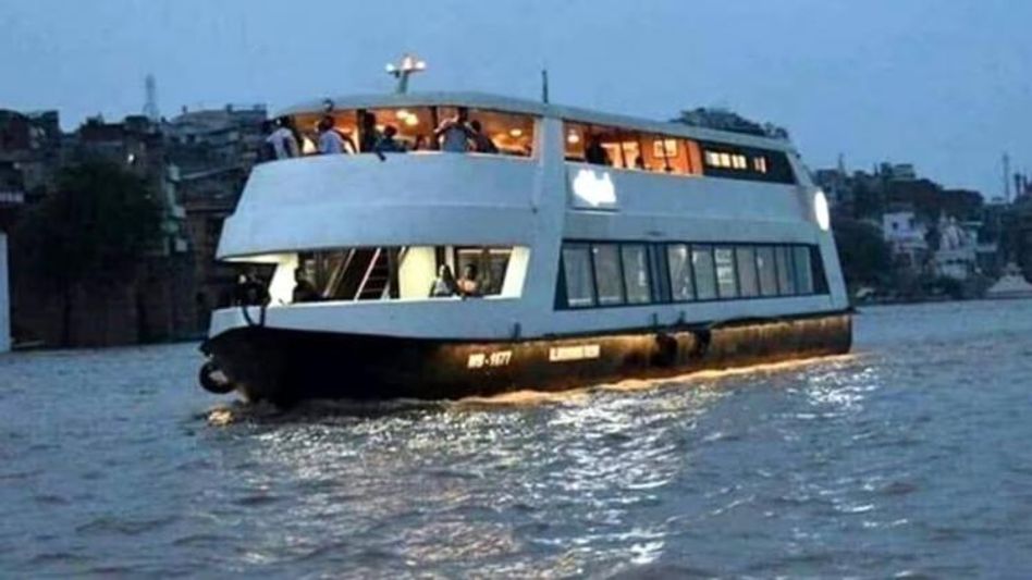 अब काशी की गंगा में चलेगा डबल डेकर क्रूज़ अब काशी की गंगा में चलेगा डबल डेकर क्रूज़