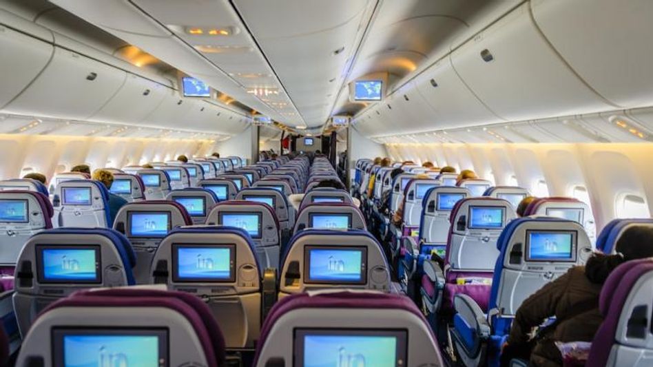 प्लेन में कौन सी सीट होती है सबसे सुरक्षित प्लेन में कौन सी सीट होती है सबसे सुरक्षित