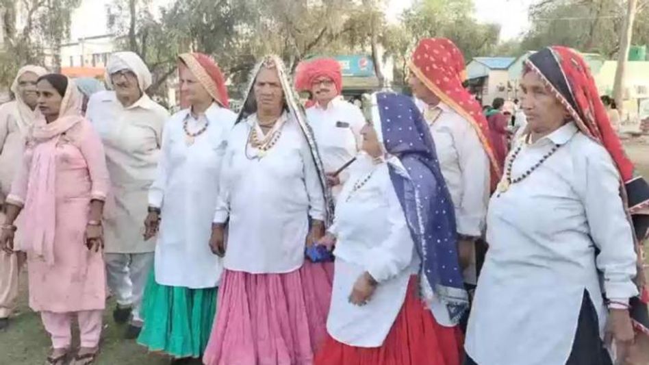 Haryanavi Women in street play Haryanavi Women in street play