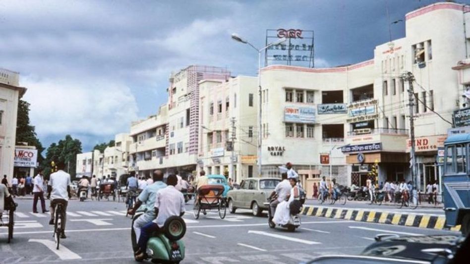 Hazratganj Market (Photo:Twitter) Hazratganj Market (Photo:Twitter)