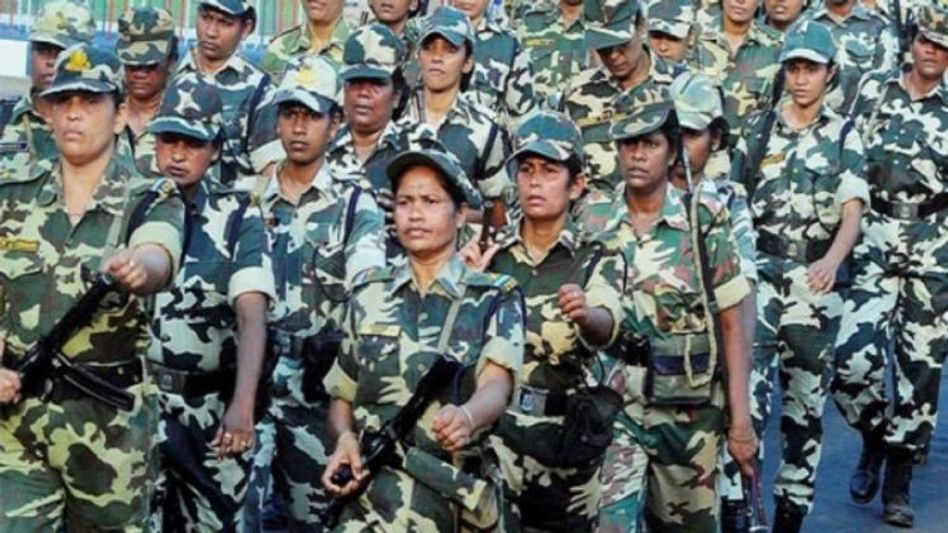 हिंदी और अंग्रेजी के अलावा 13 क्षेत्रीय भाषाओं में होगी सीएपीएफ की कांस्टेबल भर्ती परीक्षा. (फाइल फोटो)-16:9 हिंदी और अंग्रेजी के अलावा 13 क्षेत्रीय भाषाओं में होगी सीएपीएफ की कांस्टेबल भर्ती परीक्षा. (फाइल फोटो)-16:9