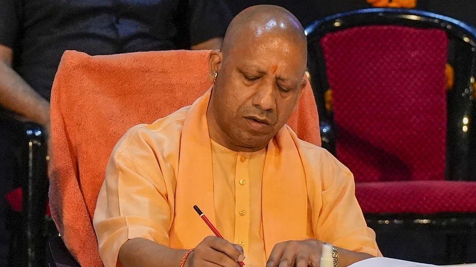 योगी सरकार ने महंगाई भत्ते में 4 फीसदी की बढ़ोतरी की योगी सरकार ने महंगाई भत्ते में 4 फीसदी की बढ़ोतरी की