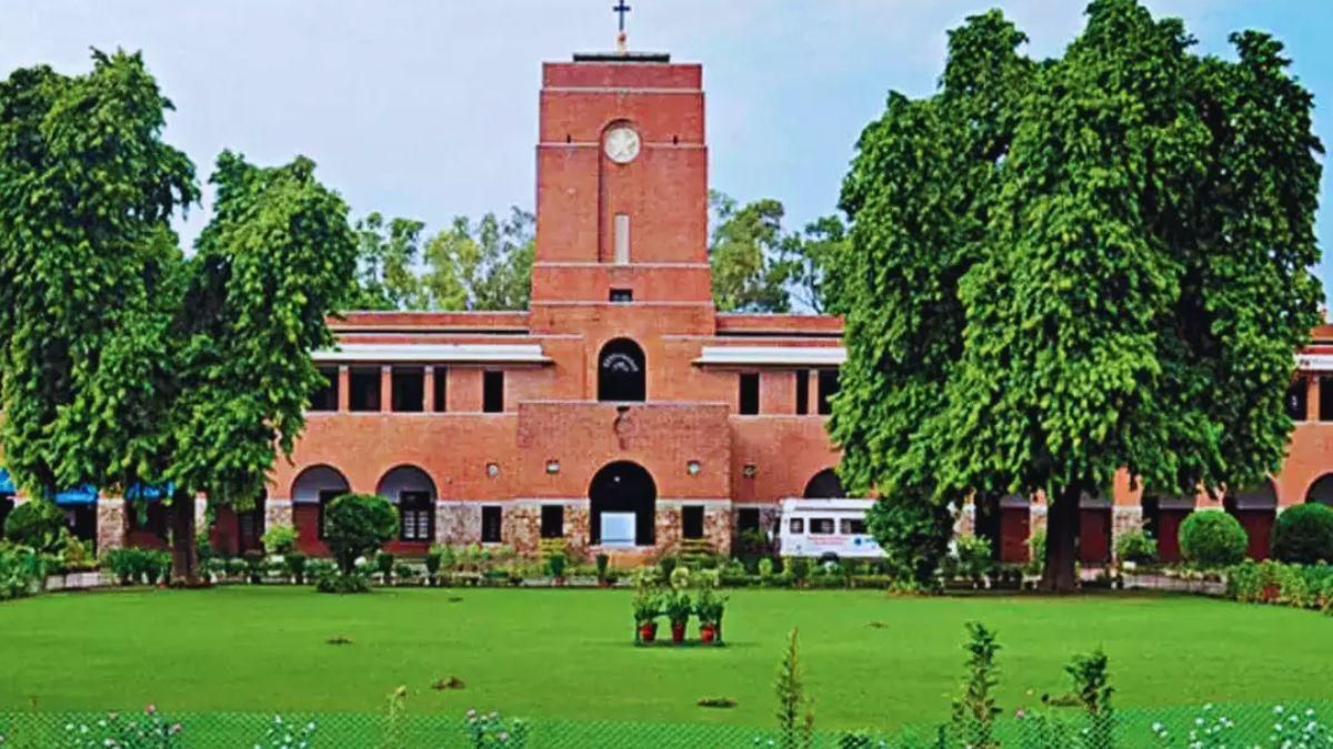 दिल्ली यूनिवर्सिटी दिल्ली यूनिवर्सिटी