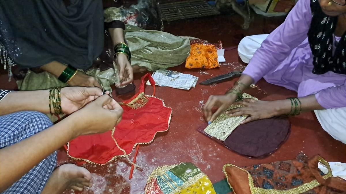 खोइछा को बिहार ही नहीं, बल्कि अन्य राज्यों में भी किया जा रहा है पंसद खोइछा को बिहार ही नहीं, बल्कि अन्य राज्यों में भी किया जा रहा है पंसद