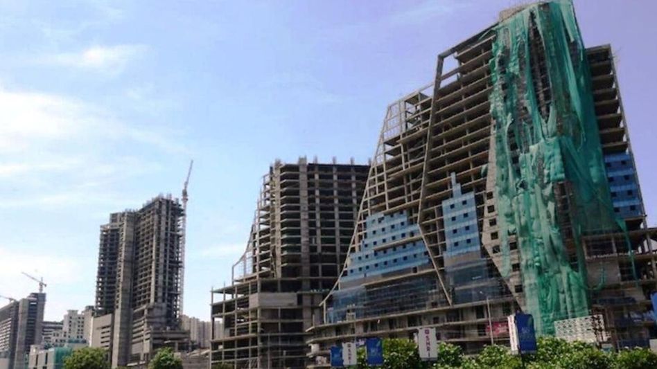 अटकी परियोजनाओं में फंसे होम बायर्स को राहत मिल सकती है (प्रतिकात्मक तस्वीर) अटकी परियोजनाओं में फंसे होम बायर्स को राहत मिल सकती है (प्रतिकात्मक तस्वीर)