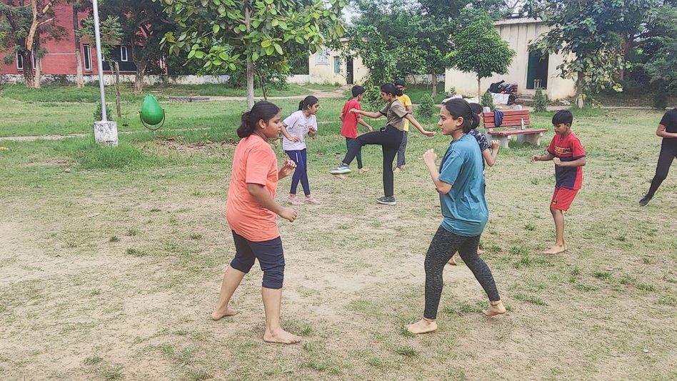 Self-defence training Self-defence training