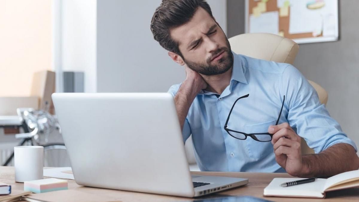 Text-Neck Syndrome Text-Neck Syndrome