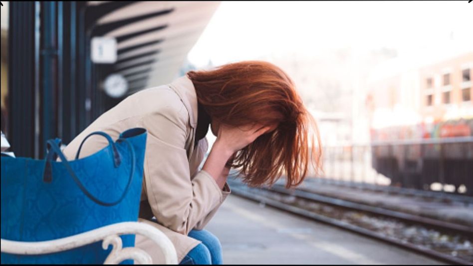 परिवार से विवाद कर महराजगंज पहुंची युवती परिवार से विवाद कर महराजगंज पहुंची युवती