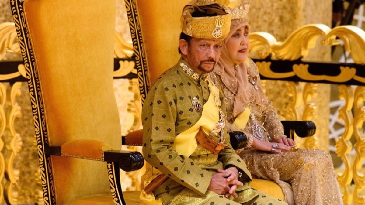 Sultan Hassanal Bolkiah (Twitter/RoyalFamily) Sultan Hassanal Bolkiah (Twitter/RoyalFamily)