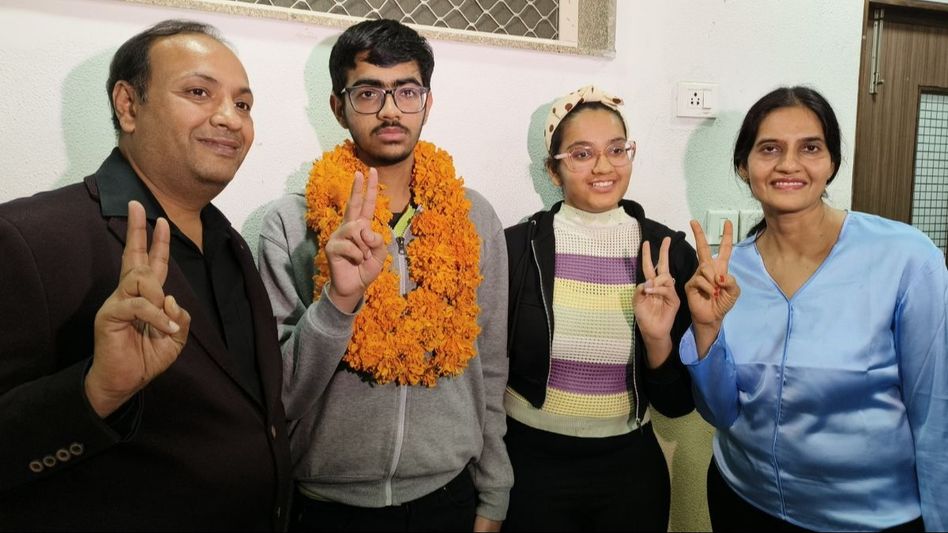 Jaipur Topper Palaksh Goyal Jaipur Topper Palaksh Goyal