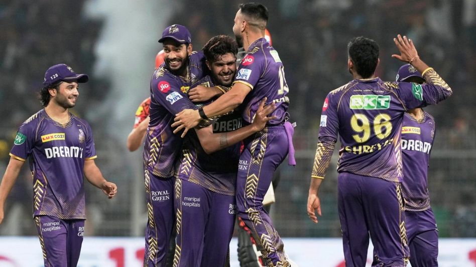 रोमांचक मुकाबले में केकेआर ने एसआरएच को 4 रनों से हराया (Photo: PTI) रोमांचक मुकाबले में केकेआर ने एसआरएच को 4 रनों से हराया (Photo: PTI)