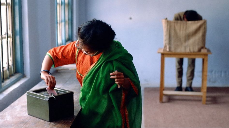 12th General Elections (Photo: India Today Archives) 12th General Elections (Photo: India Today Archives)