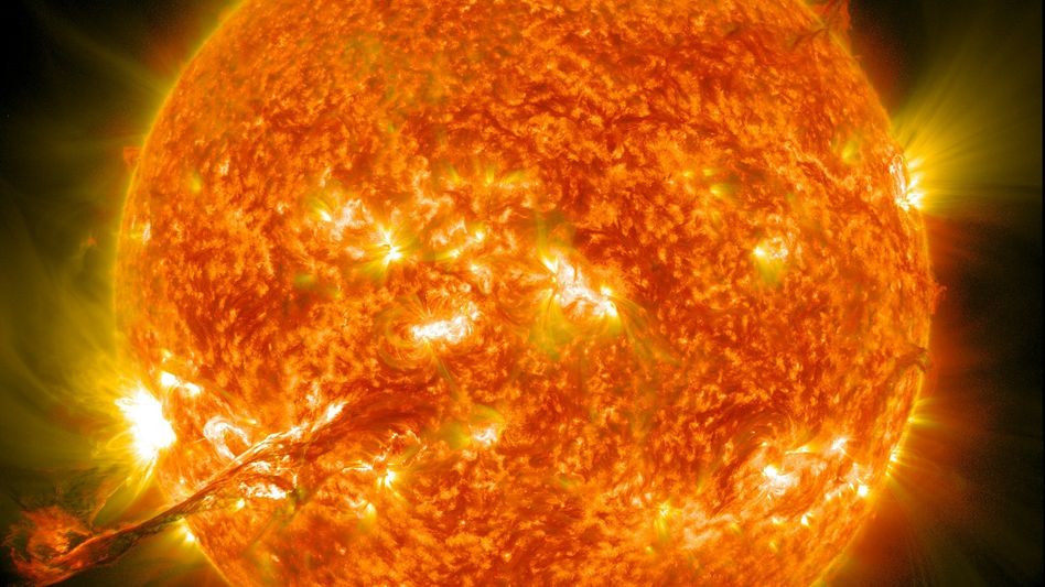 Sun/Image:Nasa) Sun/Image:Nasa)