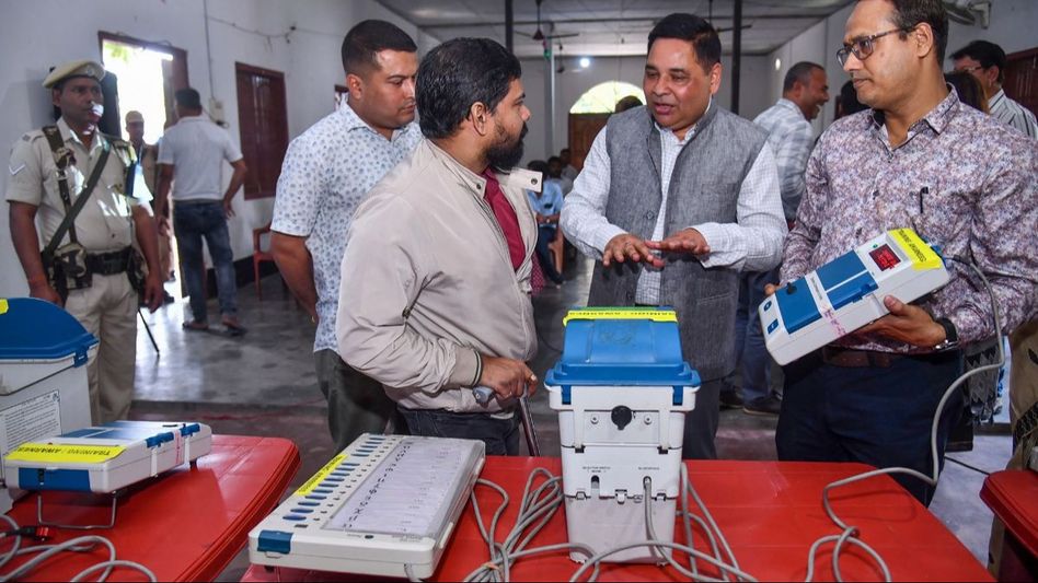 Electronic Voting Machine Electronic Voting Machine
