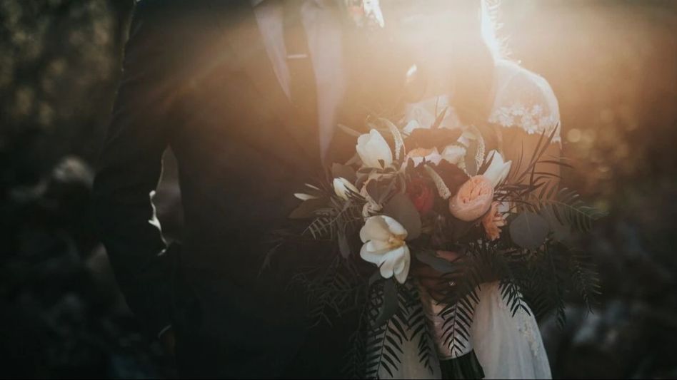 bride groom/Unsplash bride groom/Unsplash