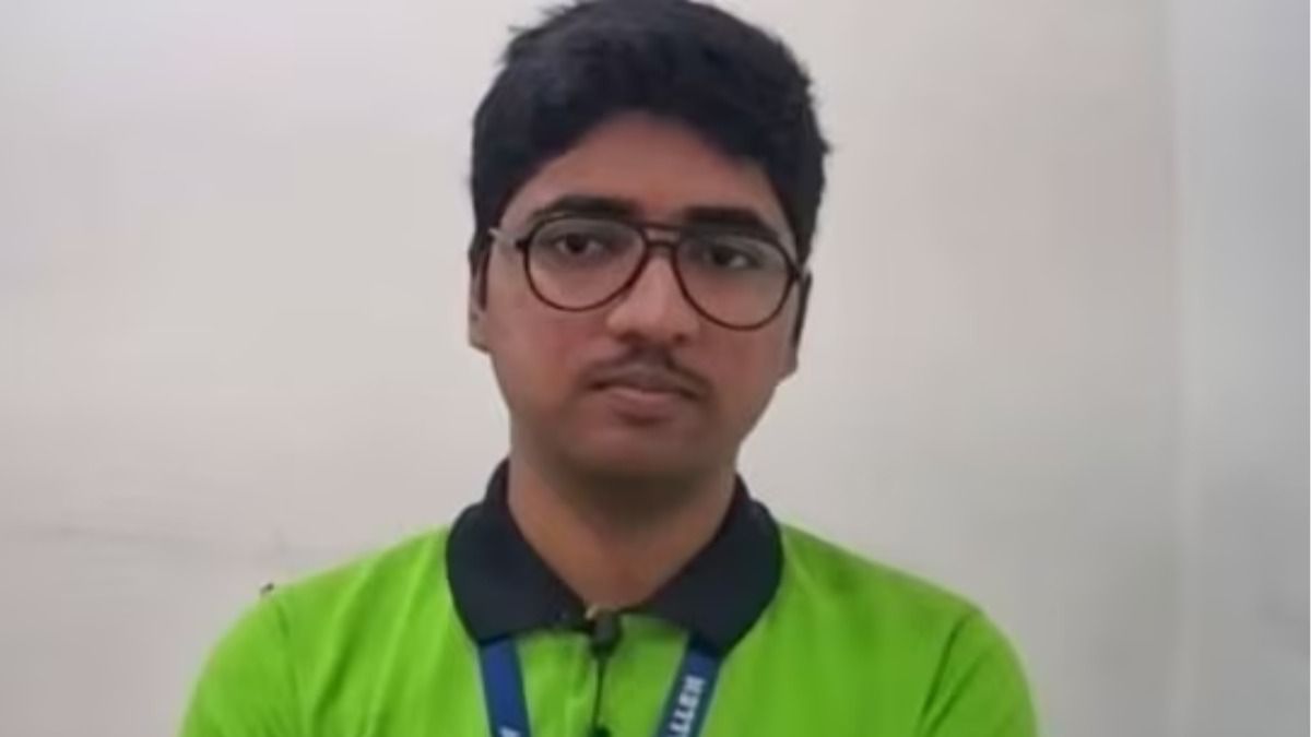 JEE Main 2024 topper Nilkrishna Gajare. (YouTube/@ALLENCareerInstituteofficial)