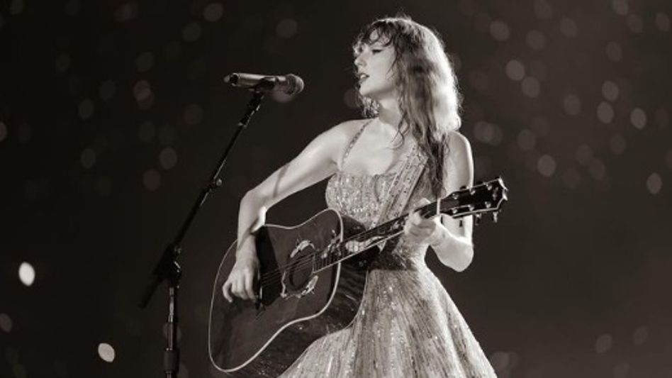 Taylor Swift bill/Instagram Taylor Swift bill/Instagram