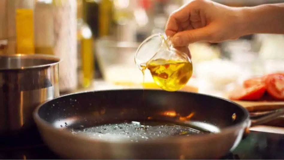Used Cooking Oil/Unsplash Used Cooking Oil/Unsplash
