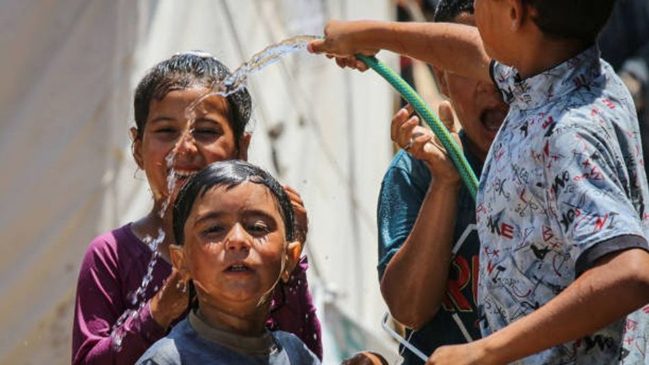 Heatwave and children (Photo/Getty Images) Heatwave and children (Photo/Getty Images)