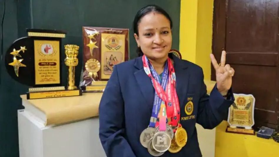 Anita Rathi Anita Rathi