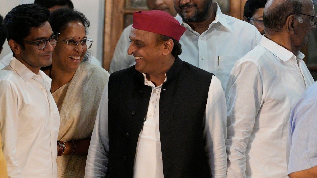 Akhilesh Yadav Akhilesh Yadav