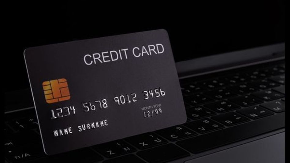 Credit Card (Photo: Social Media) Credit Card (Photo: Social Media)