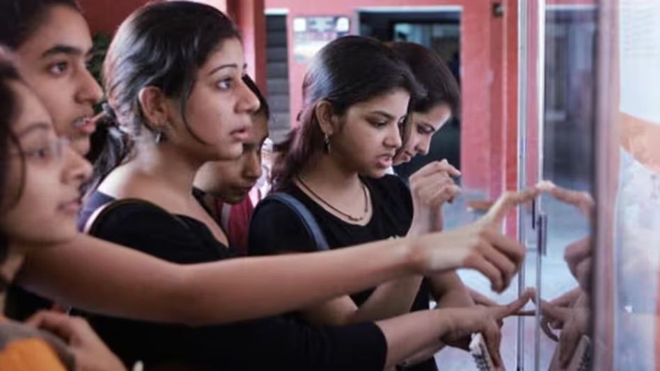 Students (Photo-Getty Images) Students (Photo-Getty Images)