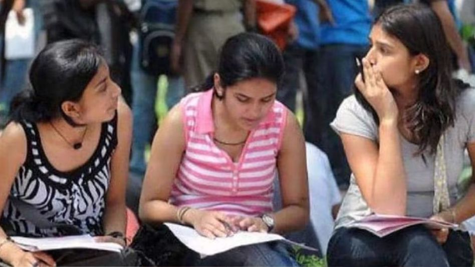 Students (Symbolic Photo) Students (Symbolic Photo)