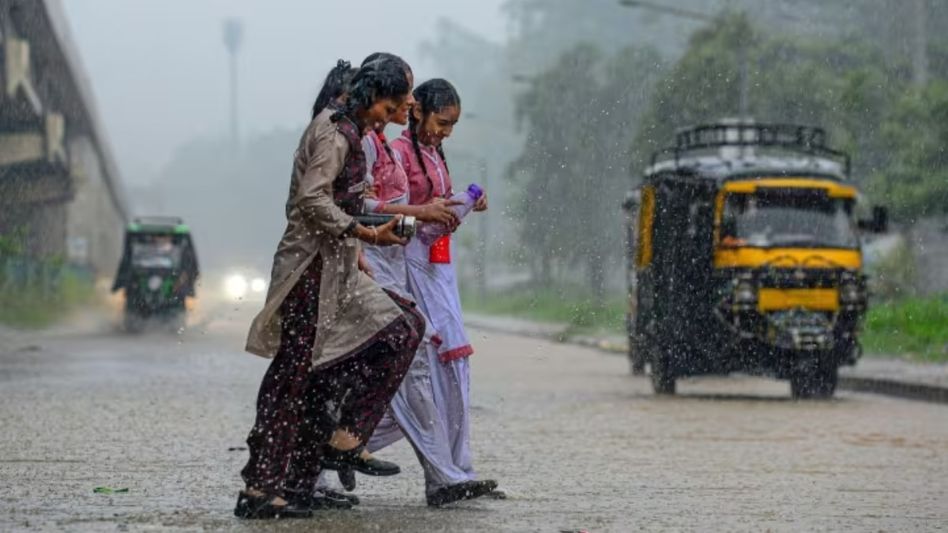 Drenching in rain for long time is not good for health Drenching in rain for long time is not good for health
